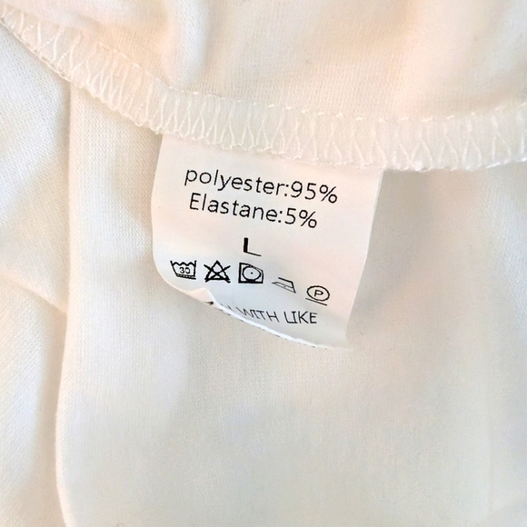 NWOT Colorful Butterfly Print Women's Top Size L - Picture 7 of 7